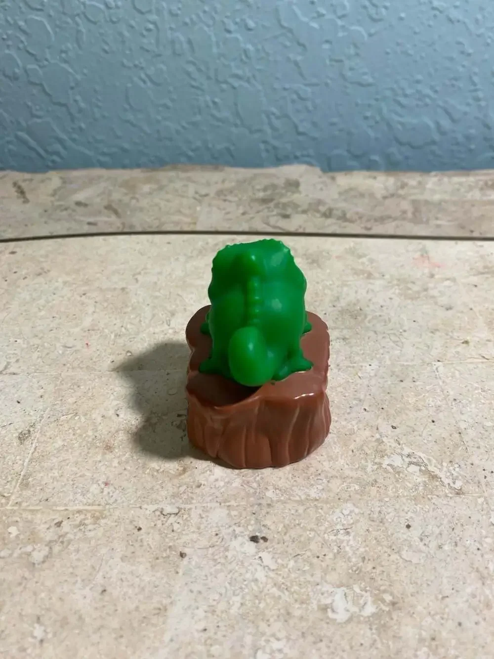 Fisher-Price Little People Disney Pascal the Chameleon on Stump Figure